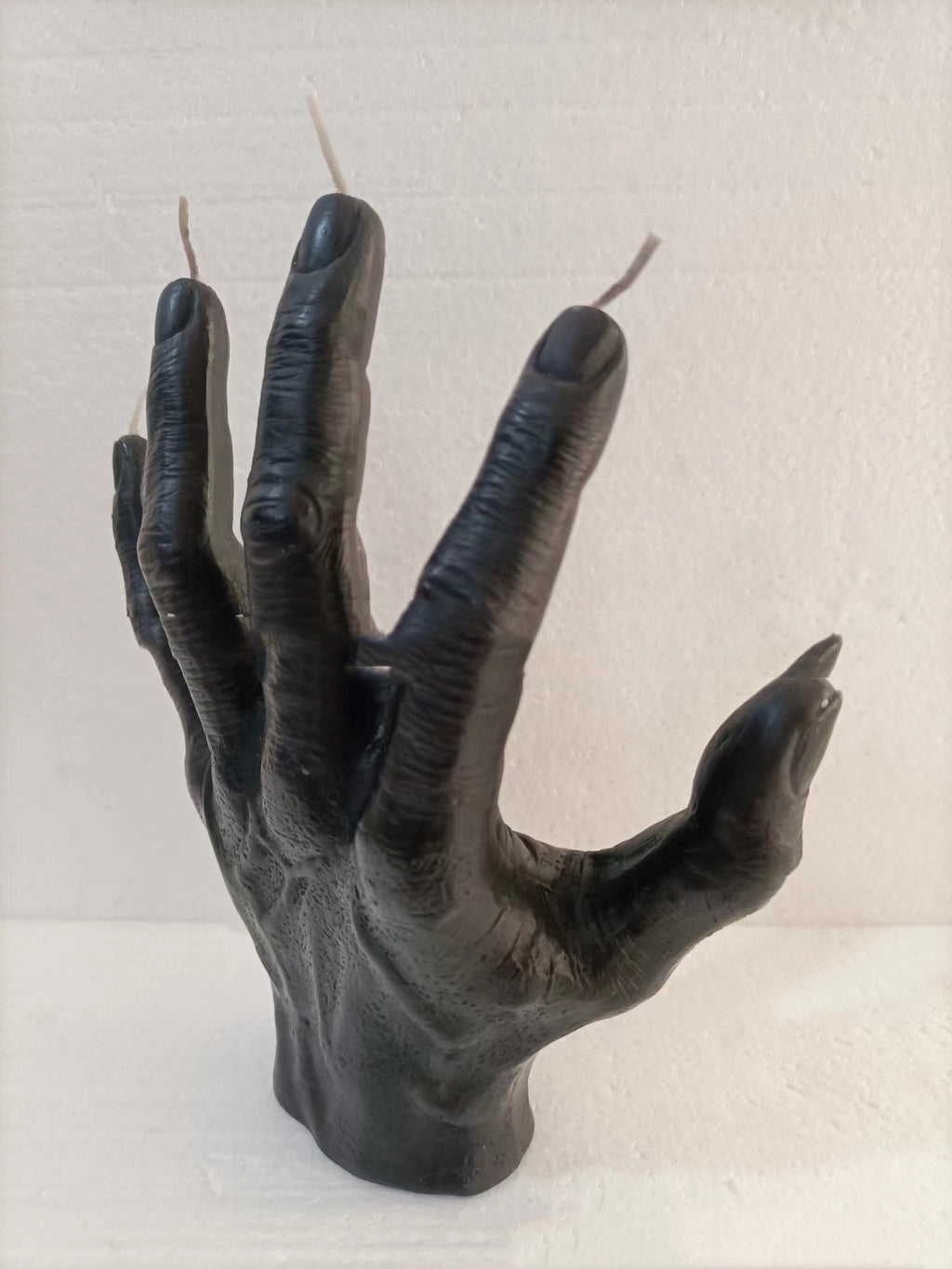 Resin Crafts Candle Vessel Horror Devil Hand Five Lamp Wick Candlestick